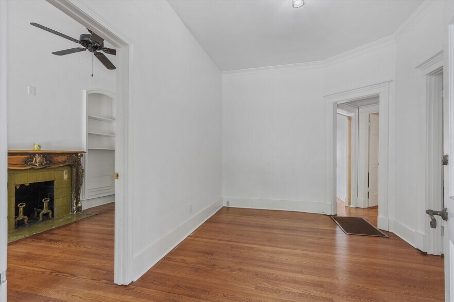 More Photos Of 2282 Central Ave, Memphis Loft Creative Space For Sale