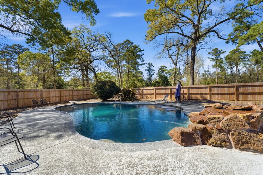 More Photos Of 8526 Oakwood Dr, Magnolia Land For Sale