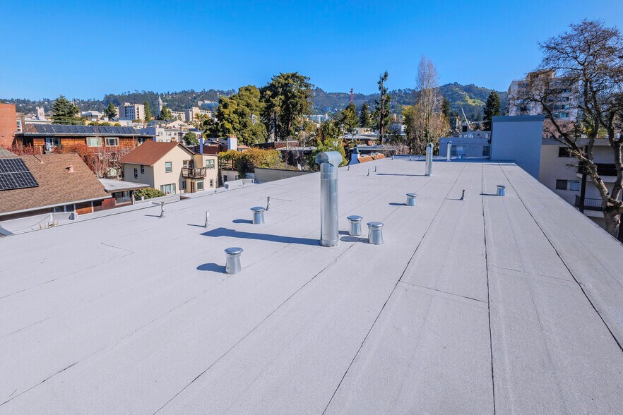 More Photos Of 2537 Ellsworth St, Berkeley Apartments For Sale