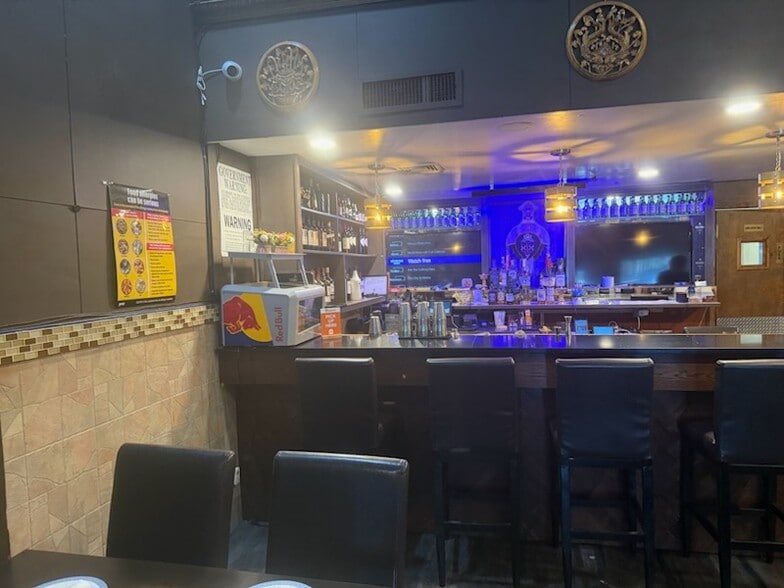More Photos Of 83-17 Broadway, Elmhurst Apartments For Lease