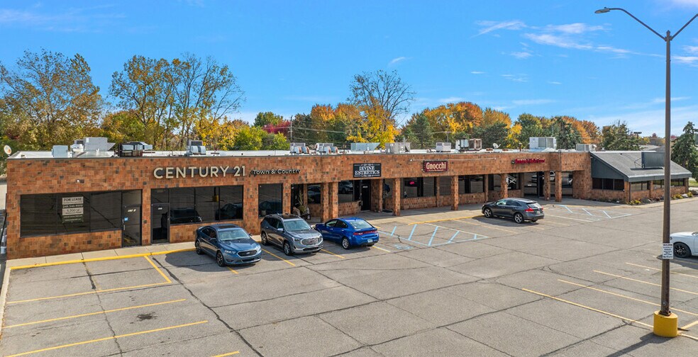 More Photos Of 41560-41660 Garfield Rd, Clinton Township Freestanding For Sale