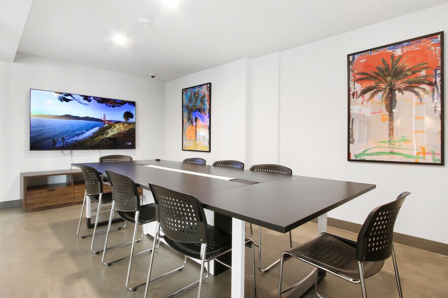 More Photos Of 6625 Reseda Blvd, Reseda Apartments For Lease