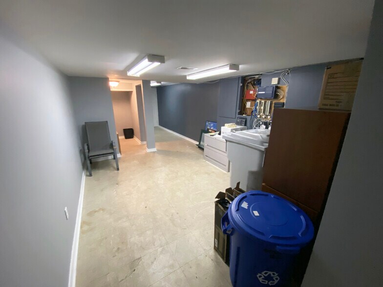 More Photos Of 715 St Paul St, Baltimore Office For Sale