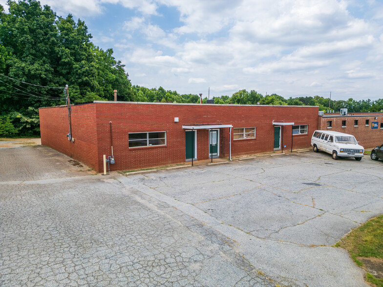 Primary Photo Of 1930-1932 W Green Dr, High Point Warehouse For Lease