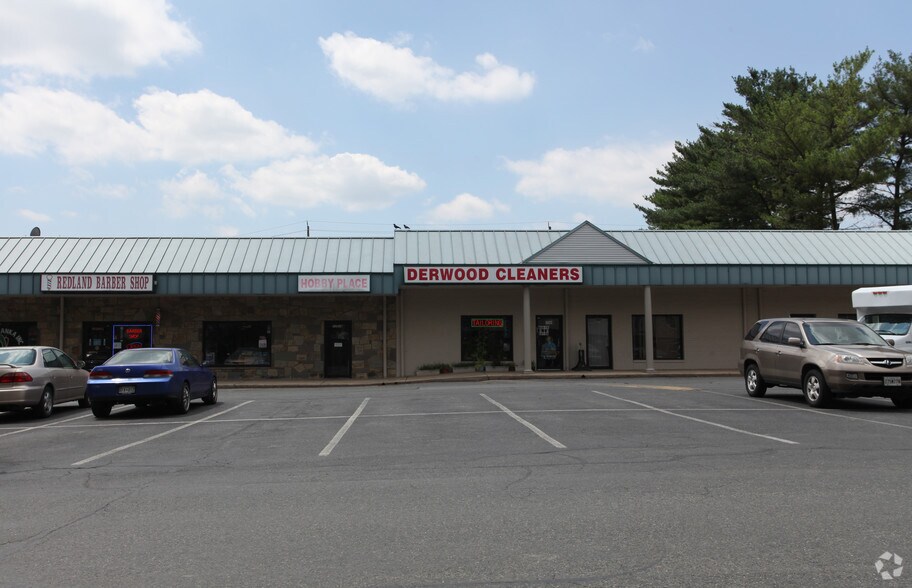 More Photos Of 17501-17533 Redland Rd, Derwood Storefront Retail Office For Lease
