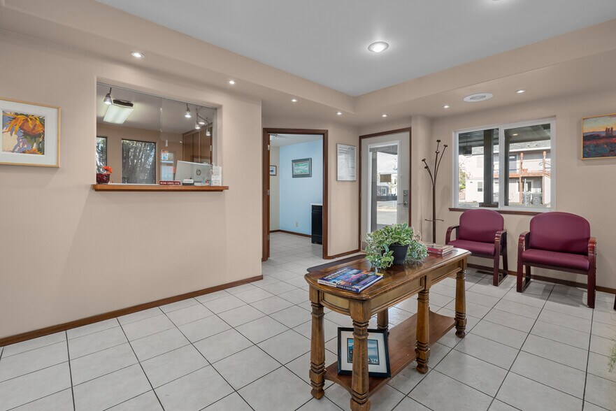 More Photos Of 412 N Main St, Coupeville Healthcare For Sale