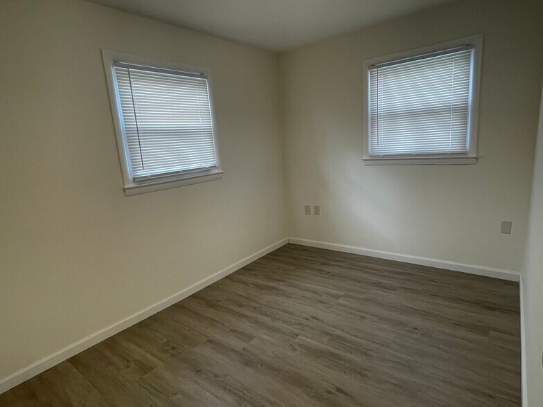 More Photos Of 14 S Mill St, Clear Spring Medical For Sale