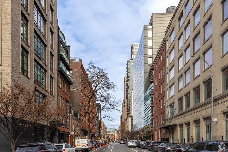 More Photos Of 505 Greenwich St, New York Apartments For Lease