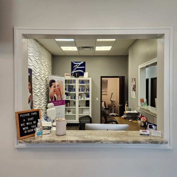 More Photos Of 8732 W Fountain Ave, Tampa Medical For Lease