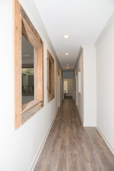 More Photos Of 1830 Peachtree Pky, Cumming Medical For Sale