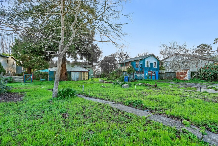 More Photos Of 1430 Merrill St, Santa Cruz Multifamily For Sale