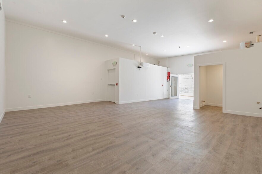 More Photos Of 1112 Howard St, San Francisco Warehouse For Lease