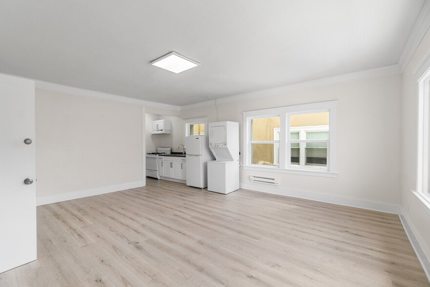 More Photos Of 323 W 4th St, Long Beach Apartments For Sale