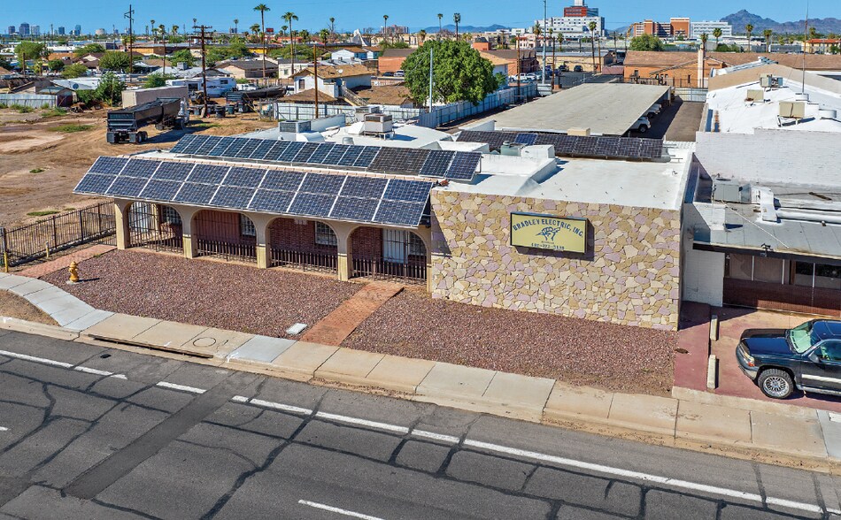 Primary Photo Of 2605 E Adams St, Phoenix Showroom For Sale