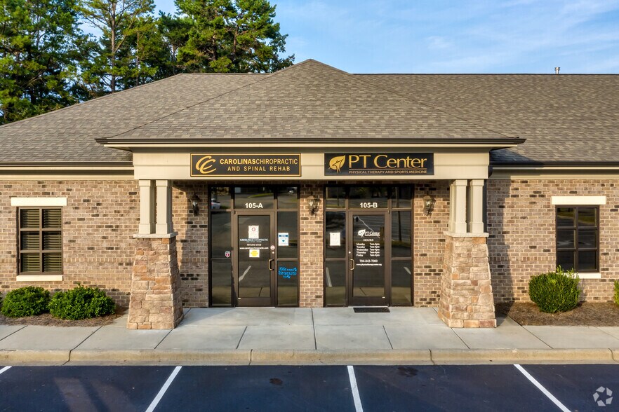 More Photos Of 105 Waxhaw Professional Park Dr, Waxhaw Medical For Lease