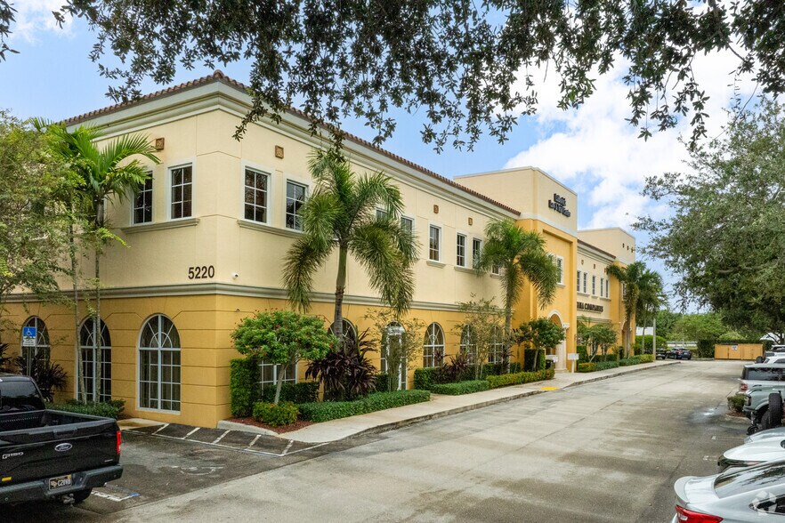 Primary Photo Of 5220 Hood Rd, Palm Beach Gardens Office For Sale
