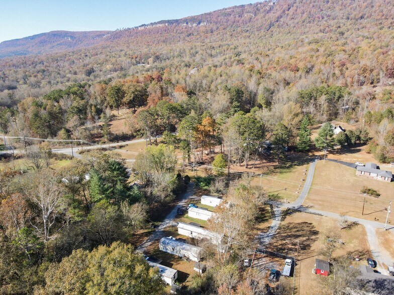 More Photos Of 434 N Pine St, Whitwell Manufactured Housing Mobile Home Park For Sale