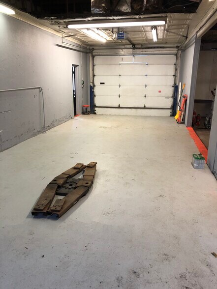 More Photos Of 30 Harvard Ave, Medford Auto Repair For Sale