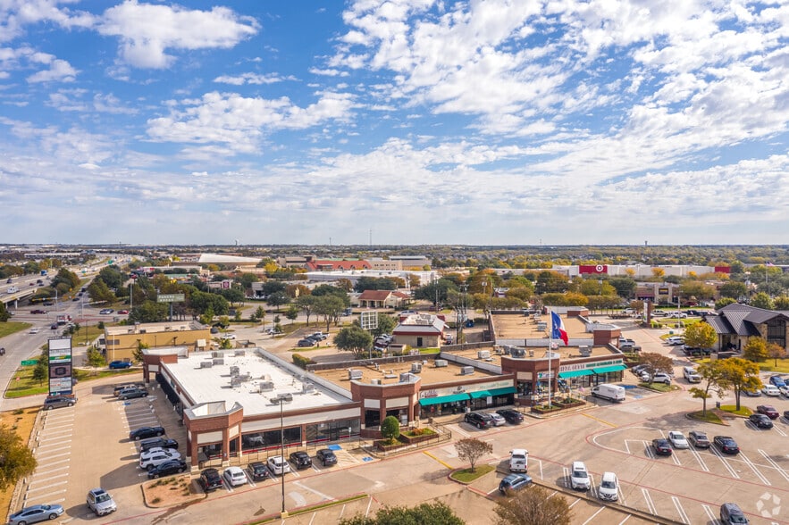 More Photos Of 423-593 Interstate 30, Rockwall Unknown For Lease