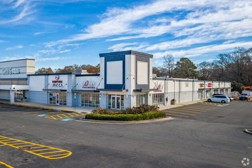 More Photos Of 5801-6025 South Blvd, Charlotte Unknown For Lease