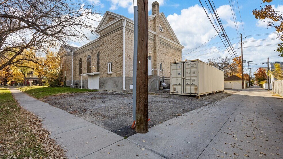 More Photos Of 535 N 7th St, Grand Junction General Retail For Sale