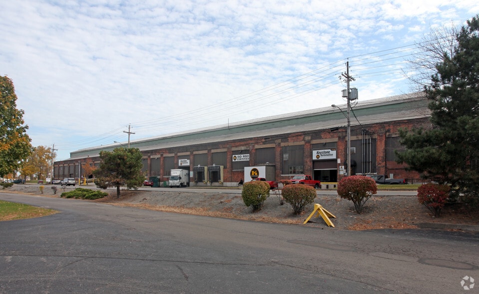 More Photos Of 8-10 Cairn St, Rochester Warehouse For Sale