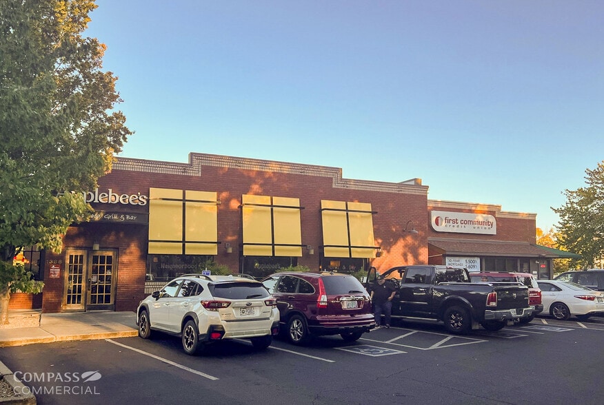 More Photos Of 1388 Biddle Rd, Medford Restaurant For Sale