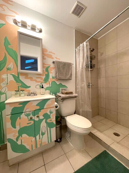 More Photos Of 118 NW 24th St, Miami Apartments For Sale