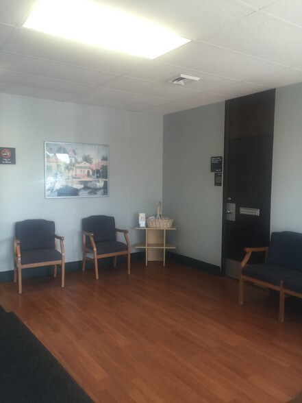 More Photos Of 2555 Lincoln Hwy, Olympia Fields Medical For Lease