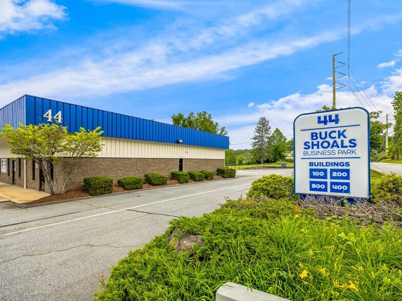 Primary Photo Of 44 Buck Shoals Rd, Arden Unknown For Lease