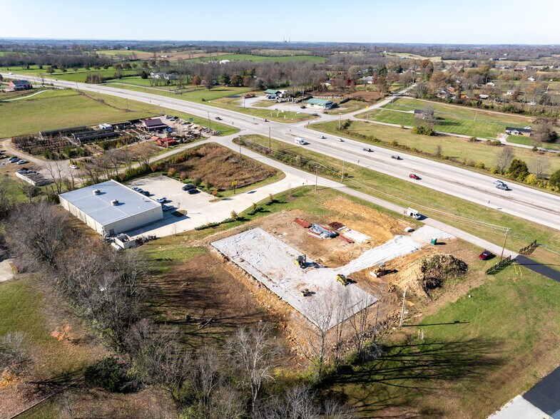 More Photos Of 200 Donerail Dr, Nicholasville Freestanding For Lease