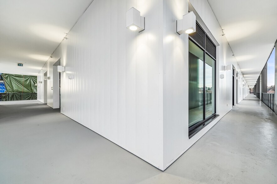 More Photos Of 8250 Manitoba St, Vancouver Flex For Sale