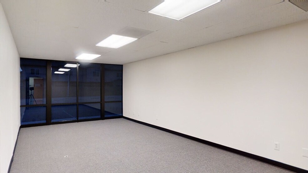 More Photos Of 8607 Imperial Hwy, Downey Office For Lease