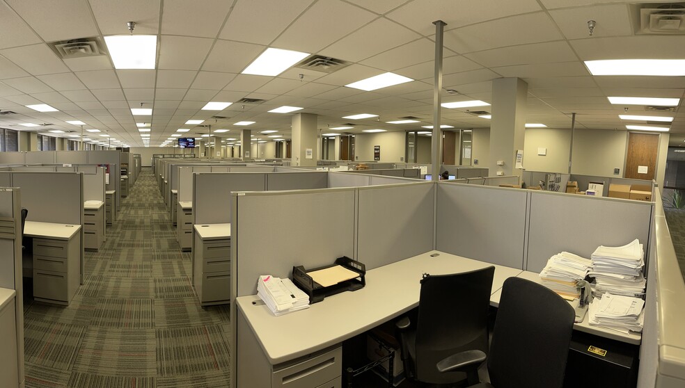 More Photos Of 4021A Ambassador Caffery Pky, Lafayette Office For Lease
