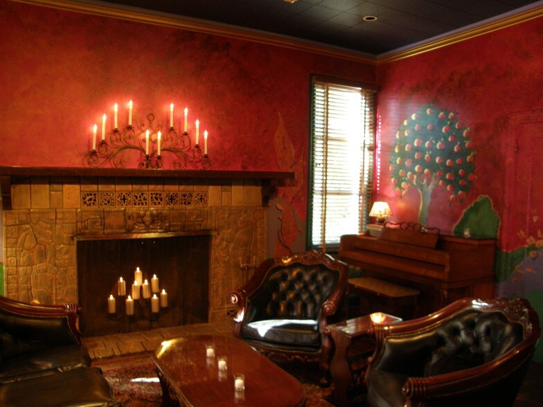 More Photos Of 1650 Mountain Blvd, Oakland Lodge Meeting Hall For Sale