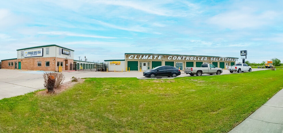 More Photos Of 2301 Rodd Field, Corpus Christi Self Storage For Lease