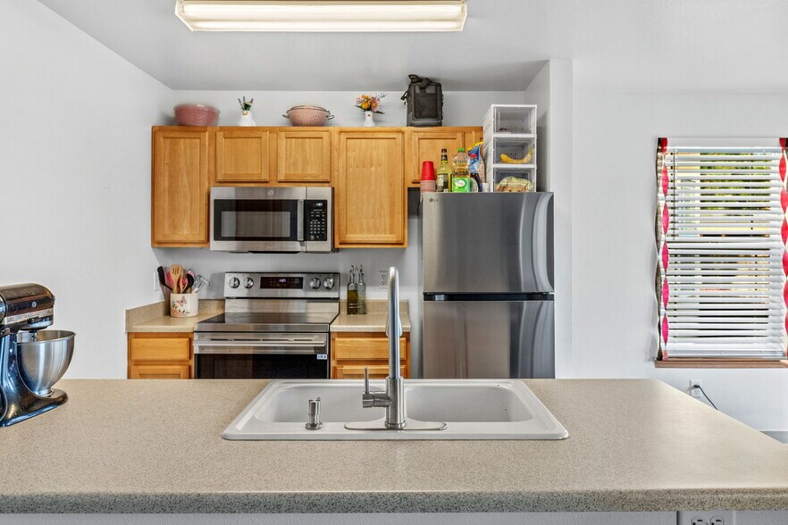 More Photos Of 1805 E Overland Rd, Meridian Apartments For Sale