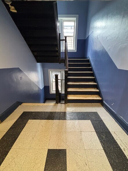 More Photos Of 53 N Day St, Orange Apartments For Sale