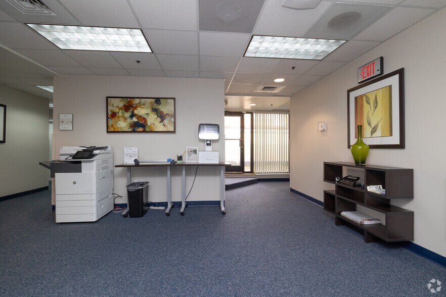 More Photos Of 16 Biltmore Ave, Asheville Coworking Space