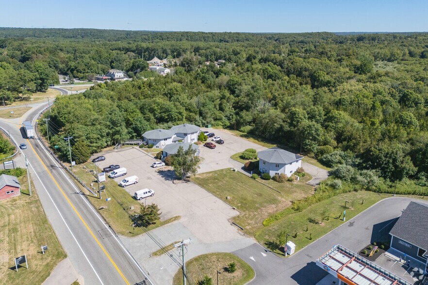 More Photos Of 82 Norwich Westerly Rd, North Stonington Medical For Sale
