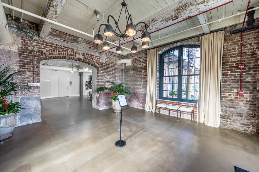 More Photos Of 701 E Bay St, Charleston Office Residential For Lease