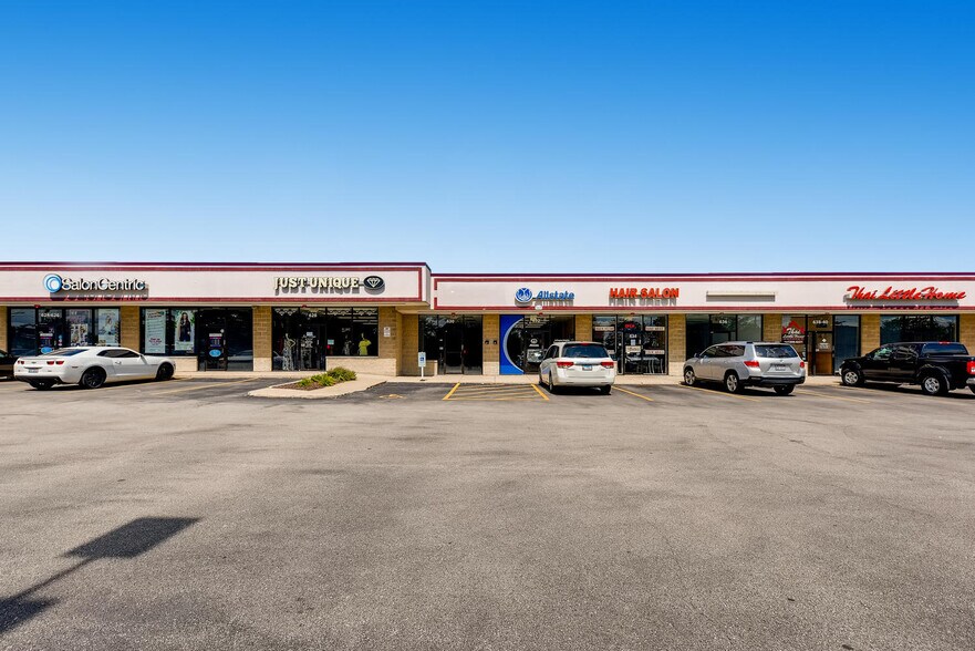 More Photos Of 606-660 E Golf Rd, Arlington Heights Unknown For Lease