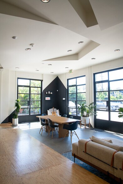 More Photos Of 1611 Electric Ave, Venice Office For Lease