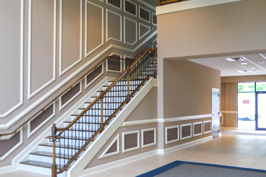 More Photos Of 425 Buford Hwy, Suwanee Storefront Retail Office For Lease