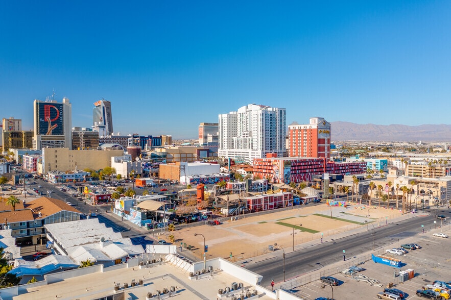 More Photos Of 707 Fremont St, Las Vegas General Retail For Lease