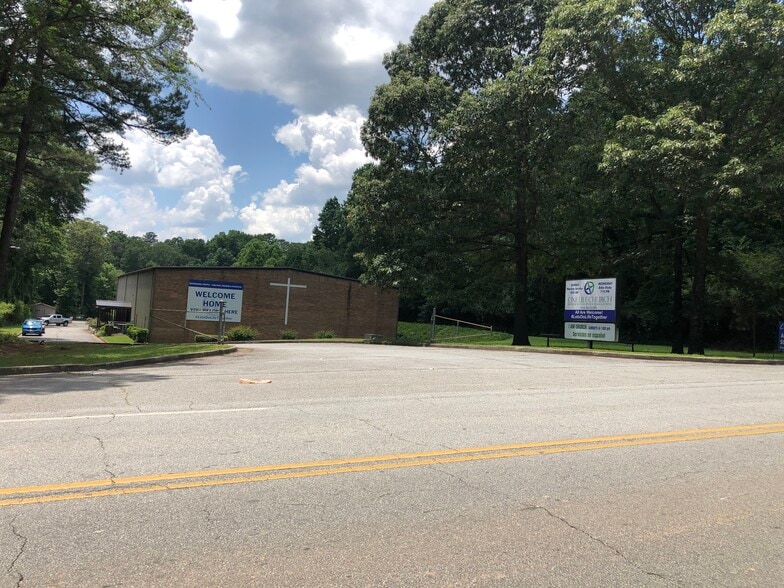 Primary Photo Of 787 Paden Dr, Lawrenceville Religious Facility For Lease