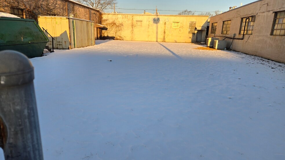 More Photos Of 531 Pennsylvania Ave, Linden Manufacturing For Sale
