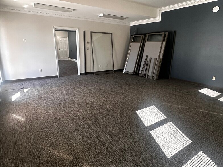 More Photos Of 1230 John B White SR Blvd, Spartanburg Office For Lease