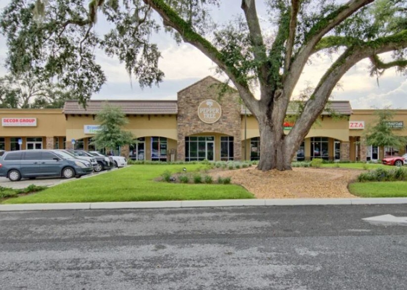 More Photos Of 9668 N US Highway 301, Wildwood Storefront Retail Office For Lease