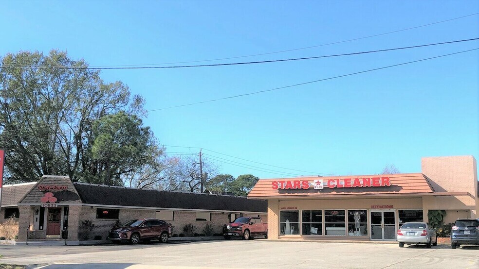 More Photos Of 10835 Hughes Rd, Houston Freestanding For Sale
